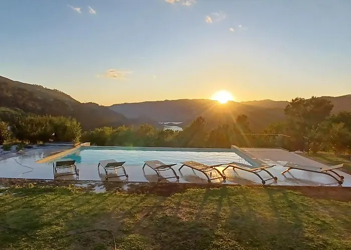 Casa Da Moda - Turismo De Campo *